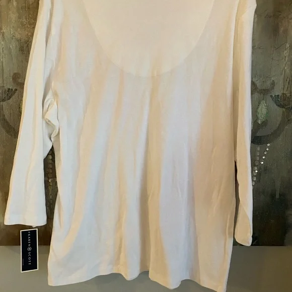 NWT Karen Scott 3/4 Sleeve T-Shirt with Beautiful Flowers and Print - Picture 8 of 11